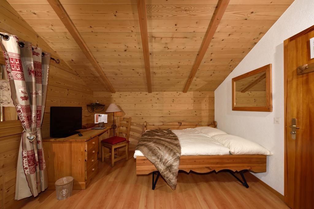 Hotel Les Melezes Haudères Kamer foto