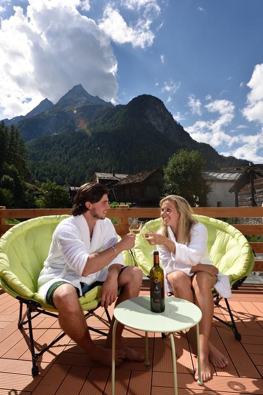 Hotel Les Melezes Haudères Buitenkant foto